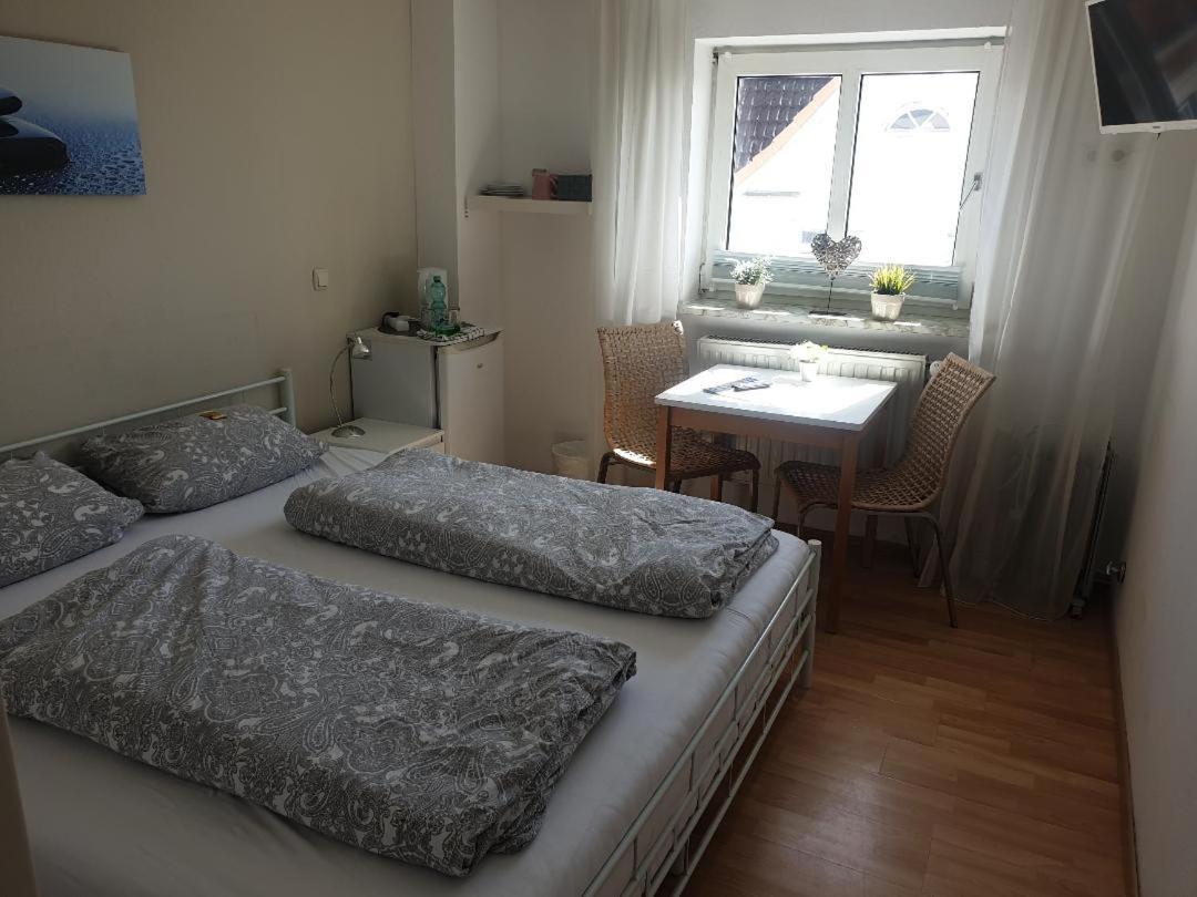 Rooming24, Kleine Pension Lubecca Esterno foto